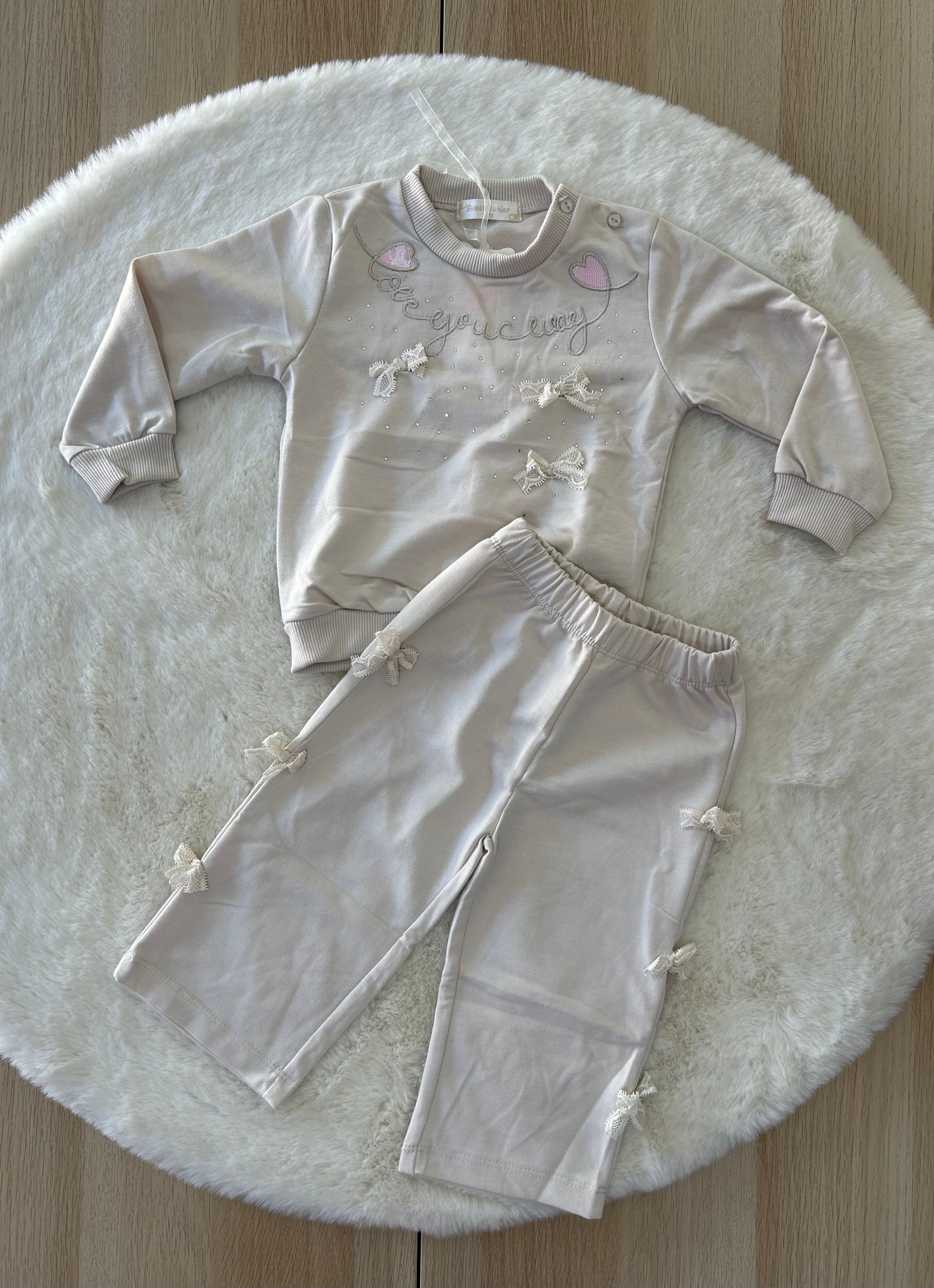 TUTA PRIMAVERILE NEONATA
