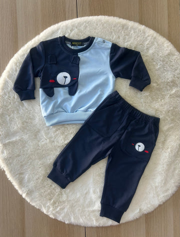 Tuta primaverile neonato